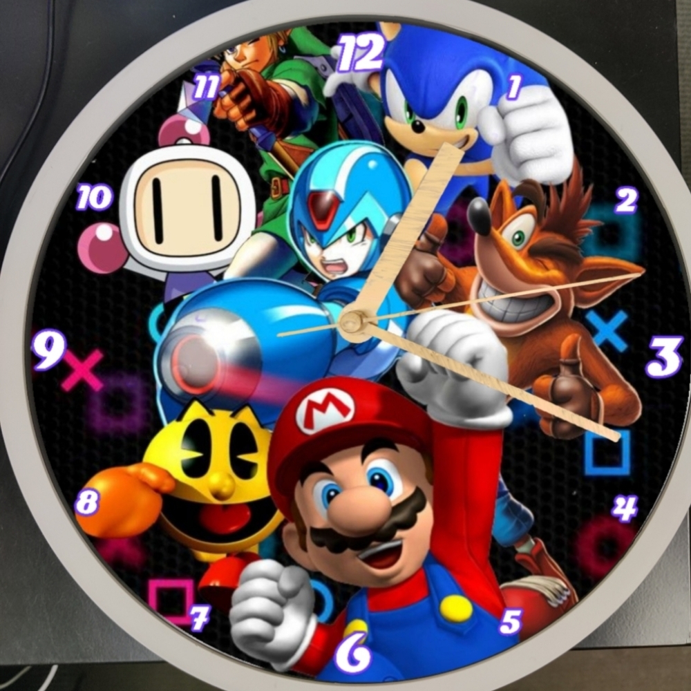Mario n friends clock